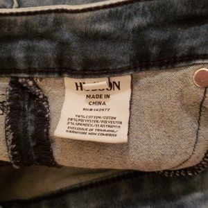 Hudson Jeans Bottoms - Hudson Skinny Jeans - Size 16 Hudson Jeans Bottoms - Hudson Skinny Jeans - Size 16